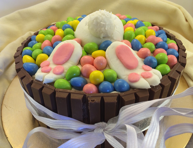 Diving Bunny Pool Cake